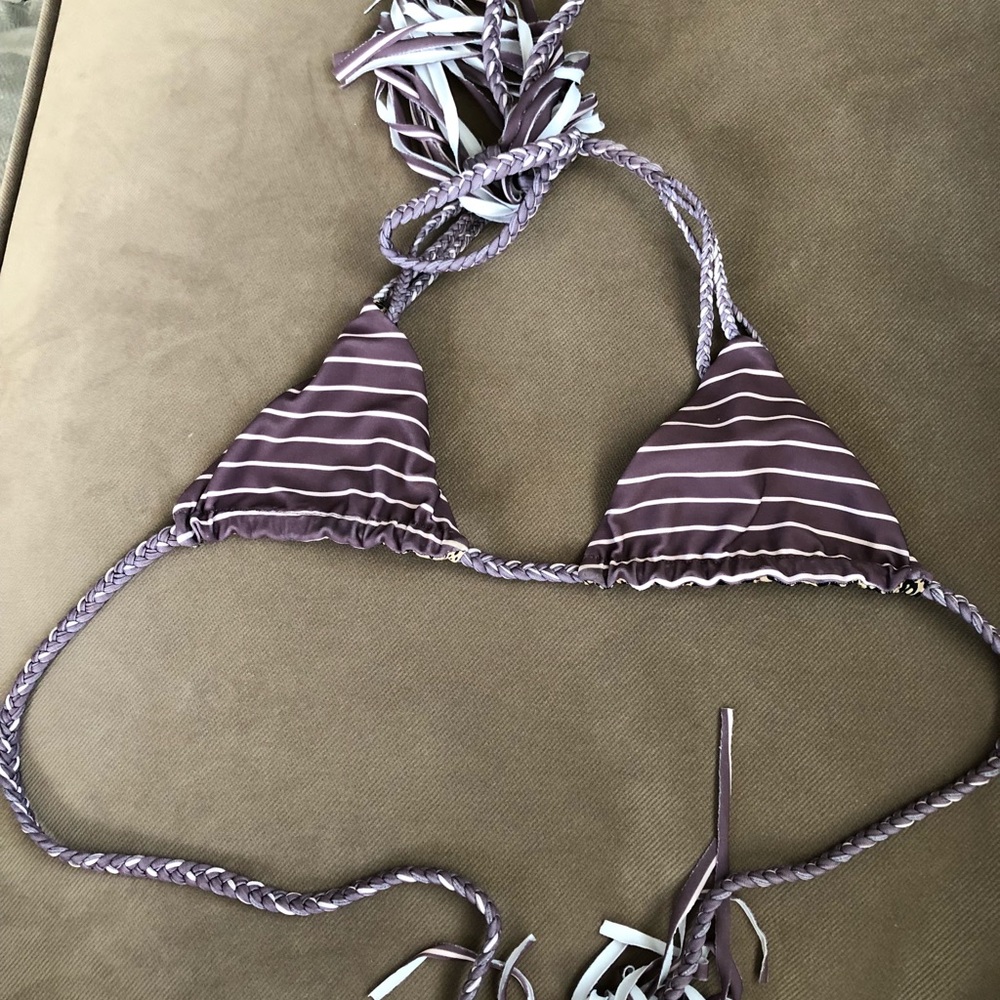 Acacia top